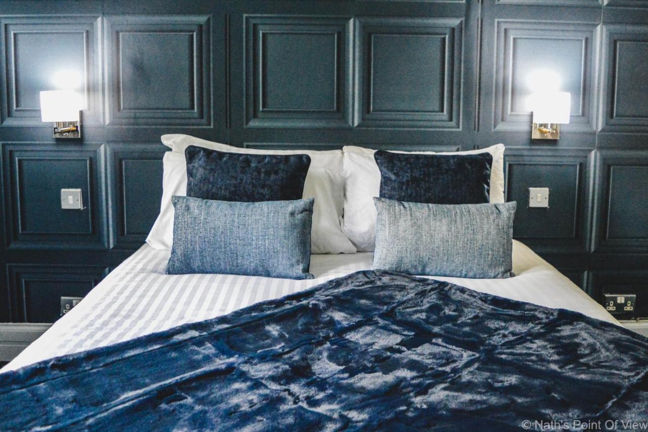 Redstone Hotel Uddingston Bagian luar foto